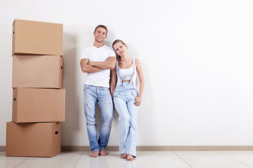 Moving truck support for homes in West Ealing