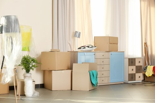 Van removal service in West Ealing with local moving support